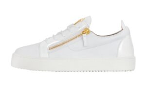 Sneakers basse con lacci