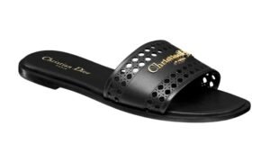 Pelle di vitello nera con motivo Microcannage